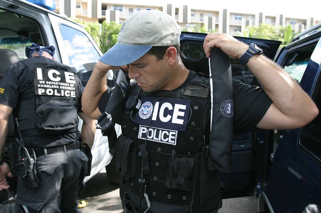 1024px-US_Immigration_and_Customs_Enforcement_SWAT.jpg