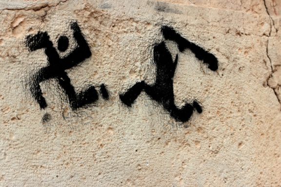 antifa: anti-nazi graffiti