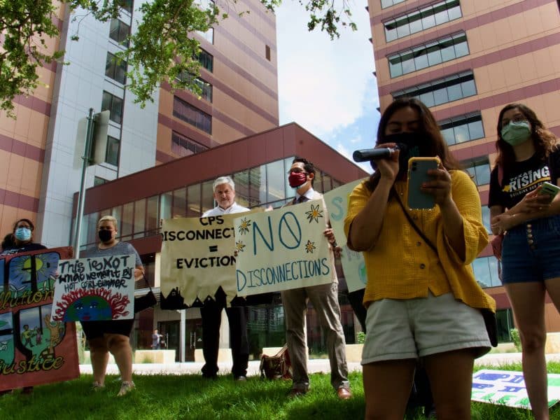 darby riley cps energía protesta mayo 2021